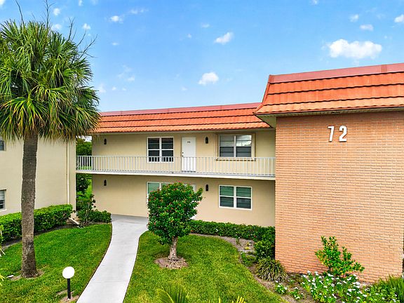 3rd image of 72 Royal Oak Court #202