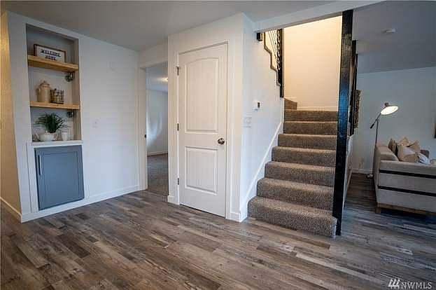 1st image of 10515 13th Street Ct E