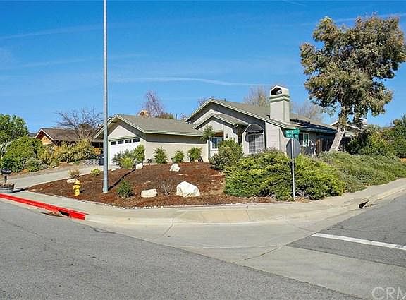 4th image of 506 Navajo Ave