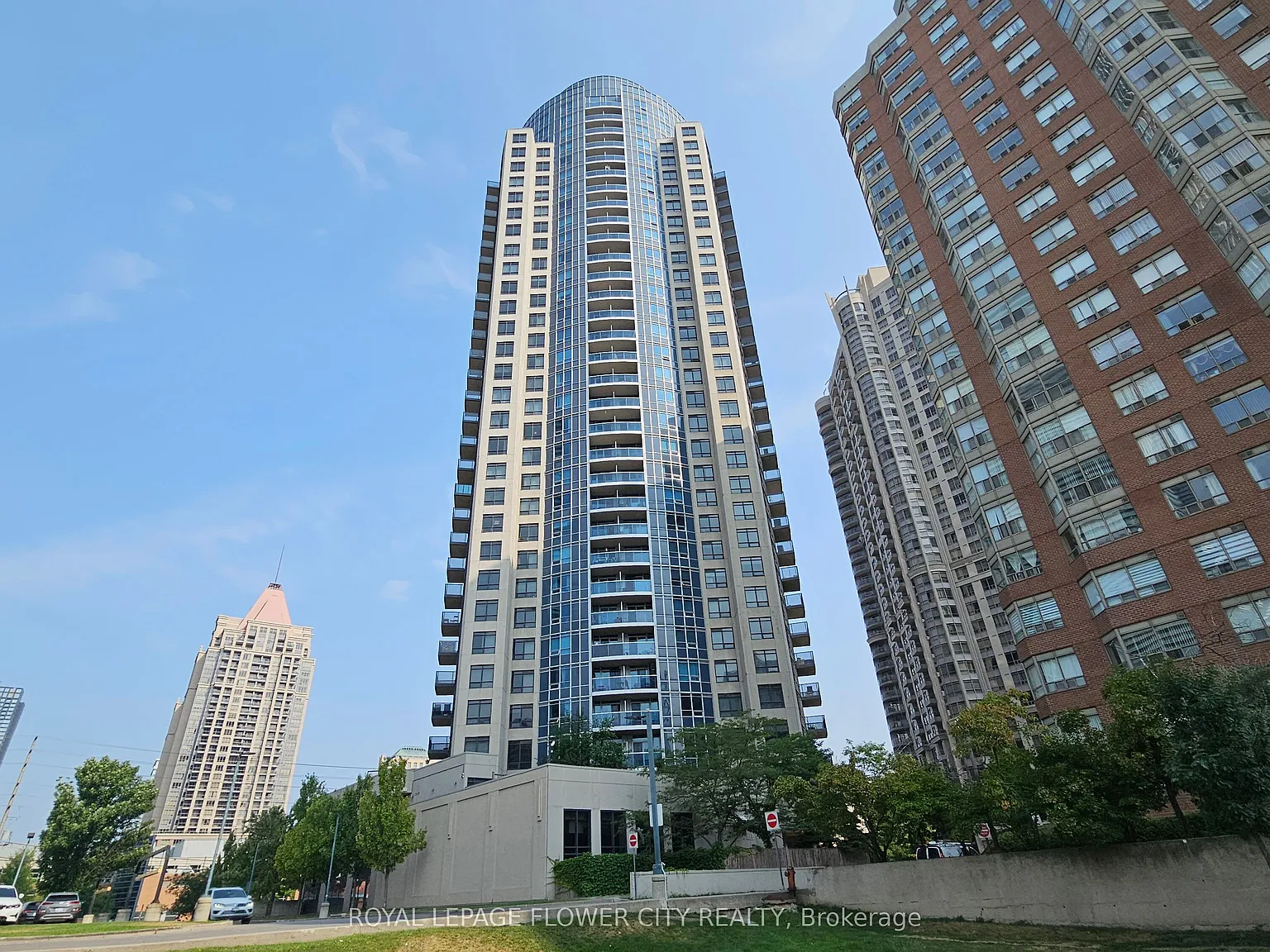 2 bed, $3,000 — Photo 2