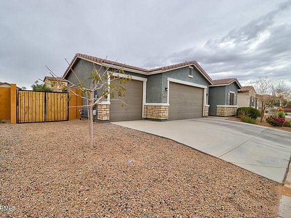 2nd image of 642 E EMERALD Drive