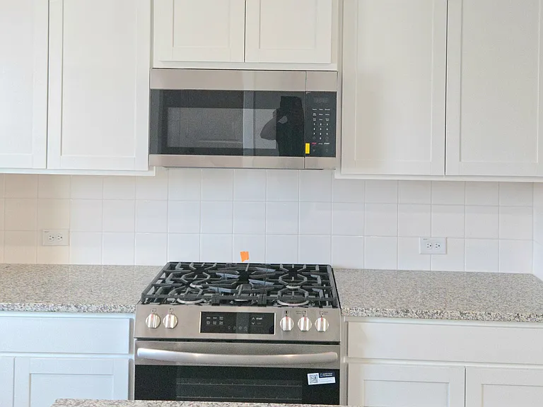 701 Valley Pines Dr — Photo 12