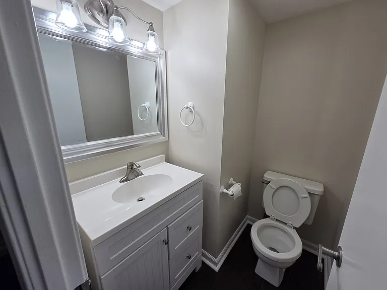7002 Scotch Dr — Photo 7