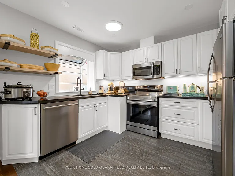 22 N Heights Rd — Photo 10