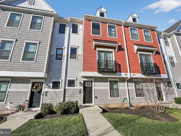 321 Chestnut St, Collegeville, PA 19426