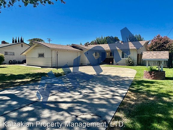 2nd image of 8331 N Solano Ave