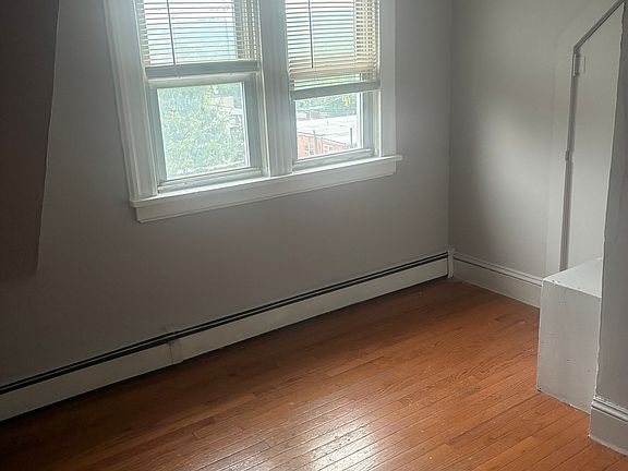 2nd image of 16 Terrace Ave Floor 2