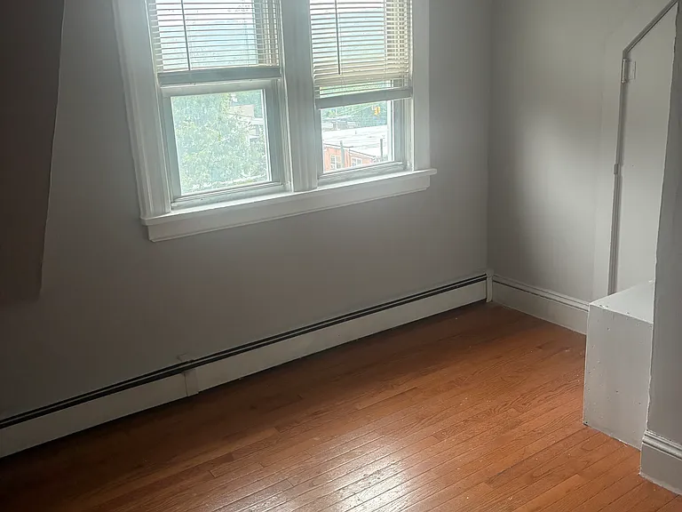 16 Terrace Ave #2 — Photo 2