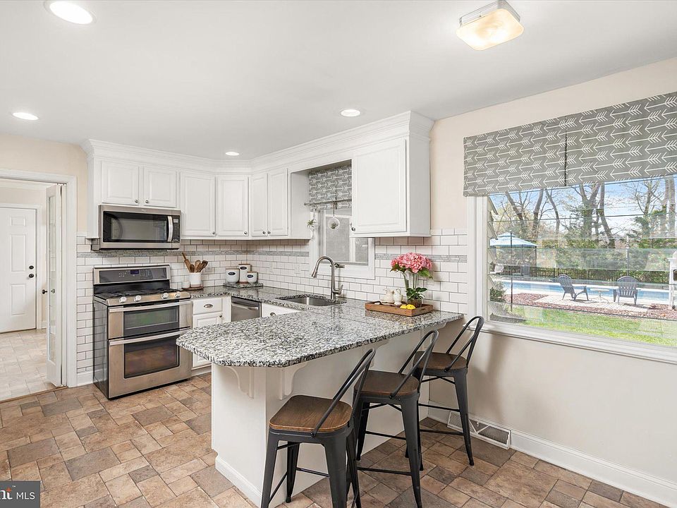 105 Robbinsville Allentown Rd, Robbinsville, NJ 08691 Zillow