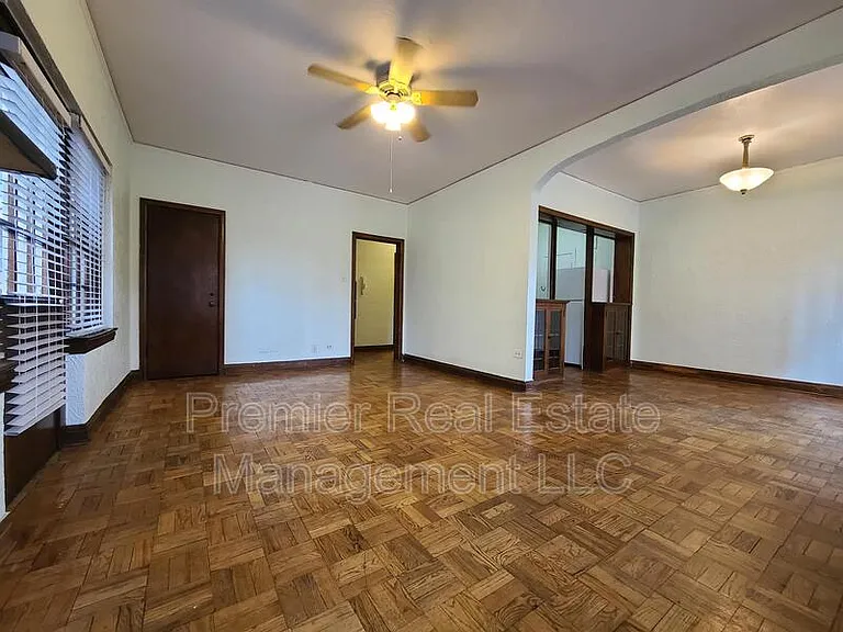 963 N Logan St #19 — Photo 10