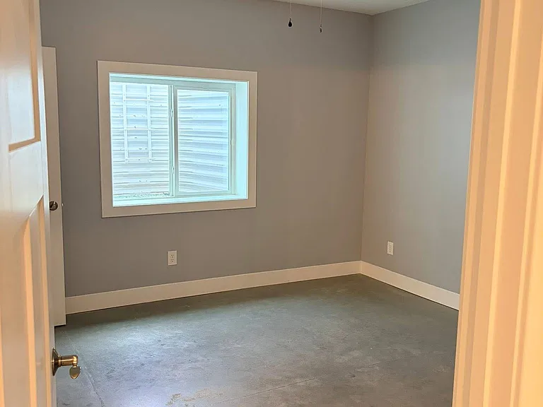 818 W Leander St #A — Photo 17