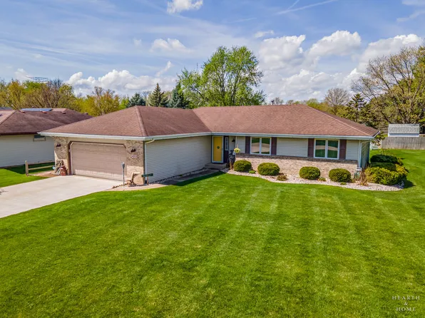 4213 Flaxseed Trl, Cherry Valley, IL 61016