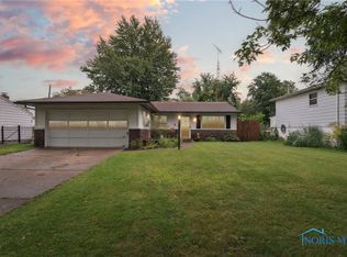 237 Shrewsbury St, Holland, OH