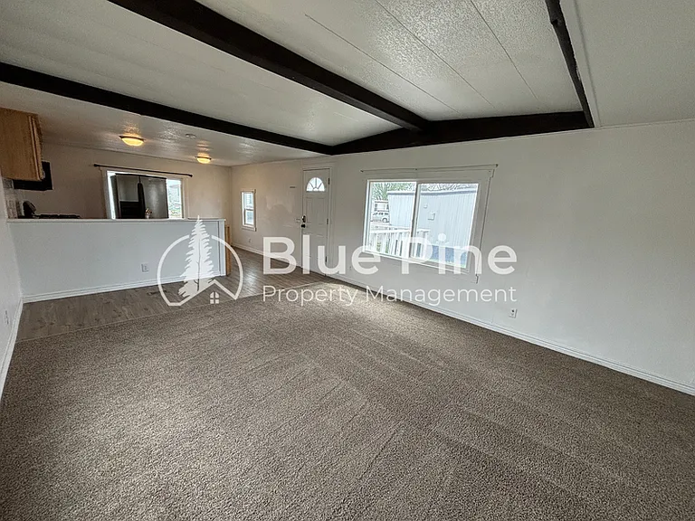 540 US Highway 26 #E8 RENTAL — Photo 6