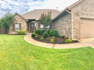 1741 Shady Ct, Edmond, OK 73003