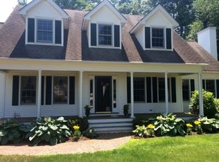 13 Stillwater Dr, Amherst, NH 03031