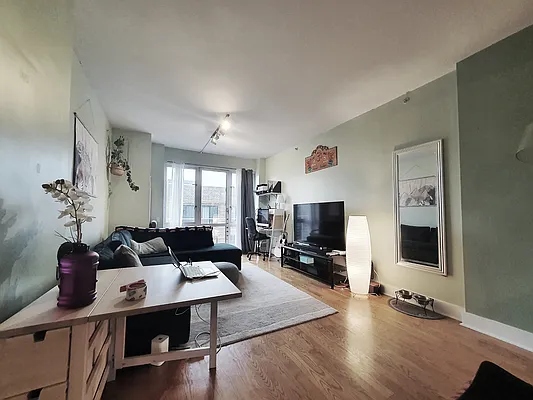 Rented by Corcoran | media 8