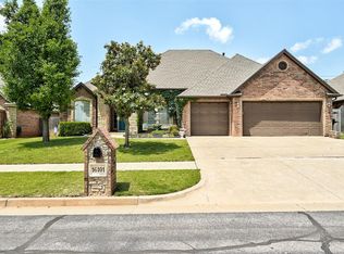 16101 Rim Rd, Edmond, OK 73013