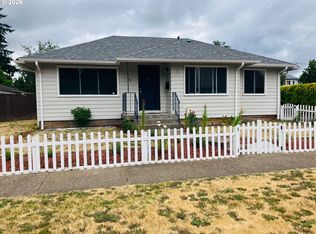 152 W C St, Springfield, OR 97477