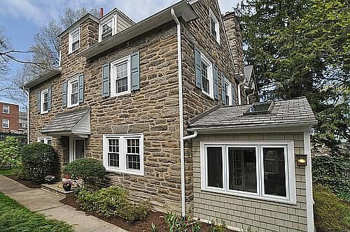 1st image of 19 E Willow Grove Ave