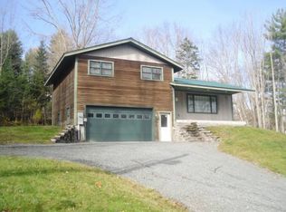 4 Rocks Edge Rd, Bethlehem, NH 03574