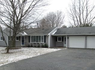 160 Mendon Ionia Rd, Honeoye Falls, NY 14472