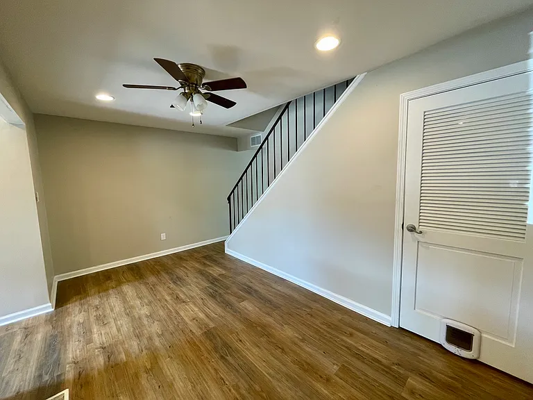 40 Terrace Ct — Photo 11