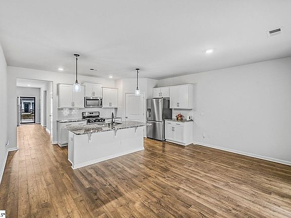 5th image of 195 Light Speed Rd