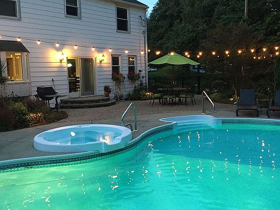 Saltwater Pool & Spa