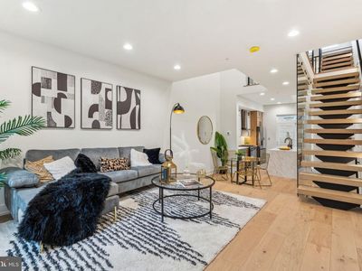 1102 N Bodine St, Philadelphia, PA, 19123