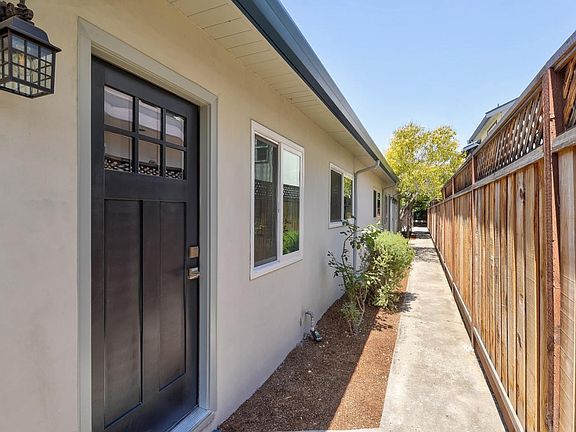 3rd image of 103 Seale Ave