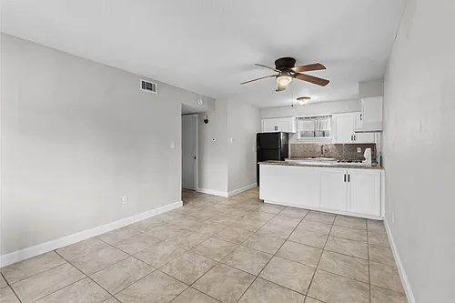 2819 Berry St #1 Photo 1