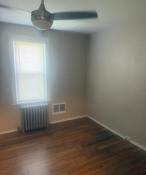532 Carlton Ave — Photo 7