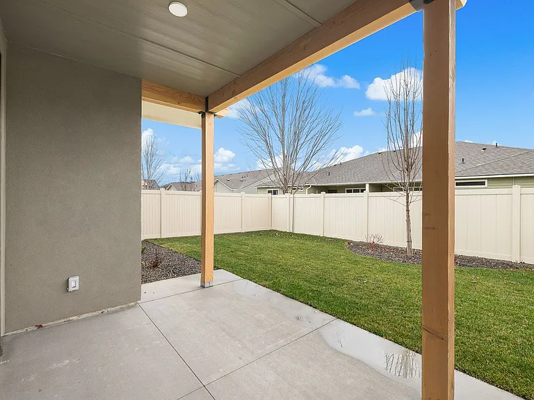 2318 E Ringneck St — Photo 28