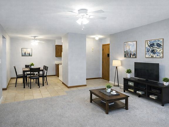3rd image of 722 6th Ave SE #108