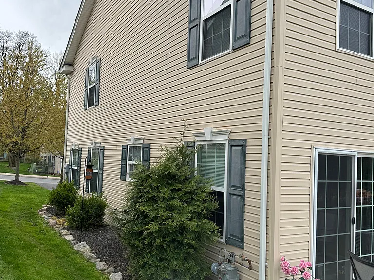 731 Trout Creek Ln — Photo 26