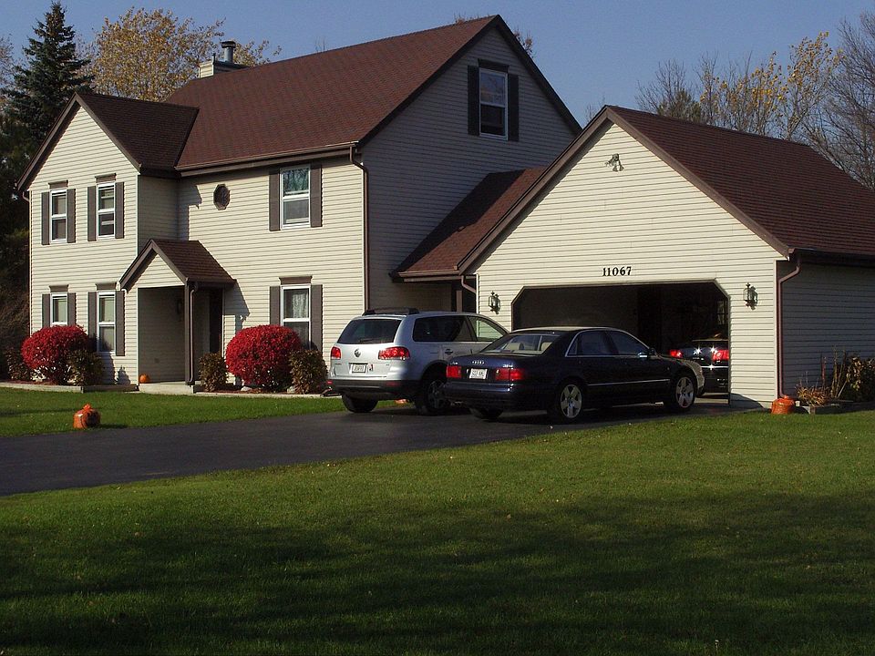 1st image of 11067 N Oriole Ln