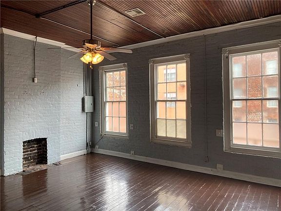 2nd image of 514 Natchez St #B