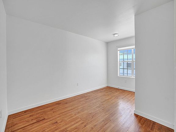 5th image of 605 Euclid Ave APT 206