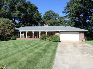 8855 Bracken Cir, Saint Louis, MO