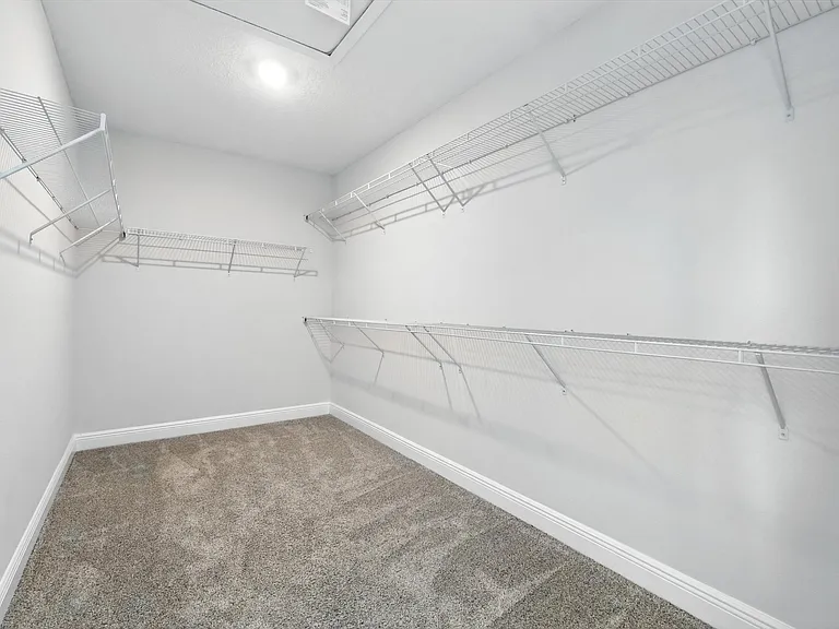 18392 Oliver Twist Way — Photo 41