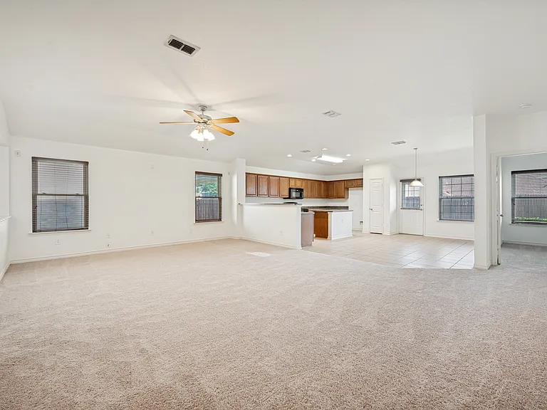 2683 Lake Ridge Dr — Photo 9