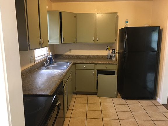 2nd image of 6640 College Ave