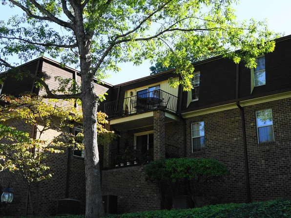 3406 Kim Ct APT B17, Roanoke, VA 24018
