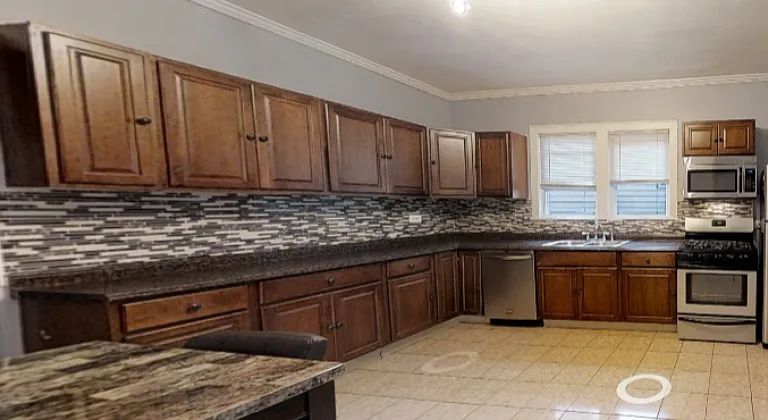 1322 Madison St #2 — Photo 9