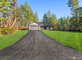 2219 202nd Avenue SW, Lakebay, WA 98349