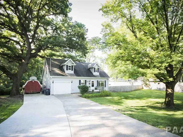 322 Orr Ave, Pekin, IL 61554