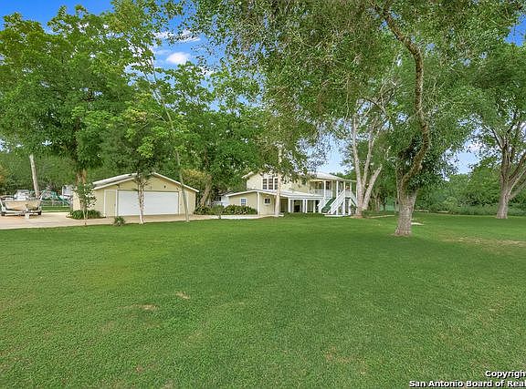 3rd image of 354 Meadow Lake Dr