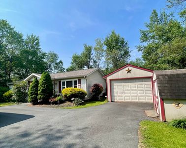 143 Driftwood Dr, Blakeslee, PA, 18610