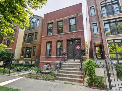 1624 N Oakley Ave, Chicago, IL, 60647